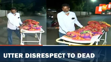 Man Carries Mother, Capital Hospital, Dana Majhi Episode, Bhubaneswar, OTV News