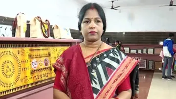 Cuttack woman earns kudos for promoting tribal lifestyle through paintings 