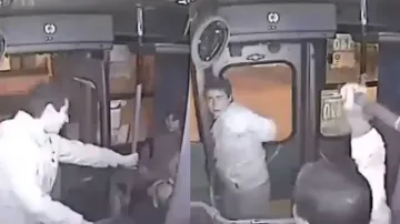 Thief suffers instant karma while trying to steal purse and flee from bus, watch