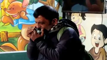 Meet orphan, visually impaired & homeless Rajesh who lives not in past or future but in present 