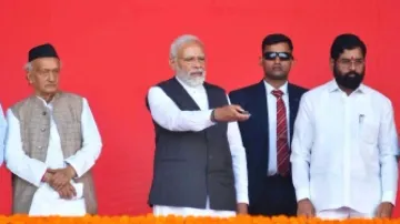 PM Modi gifts projects worth Rs 39,000 crore in an evening in Mumbai