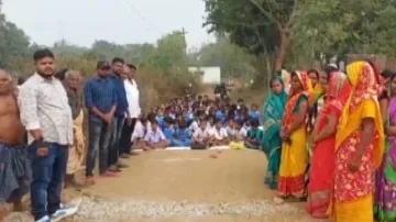 Teacher crunch hits Dhenkanal school; students lock gate seeking teachers’ appointment 