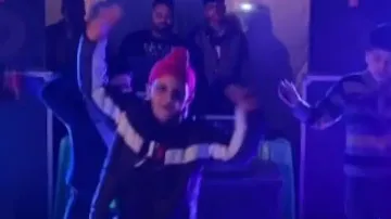 Cute boy delights internet with his Bhangra moves, watch viral video
