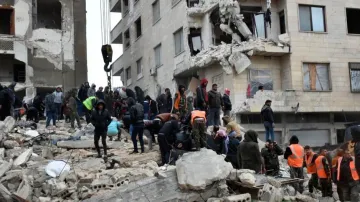 Turkey-Syria quake toll crosses 5,000, rescuers race to find more survivors