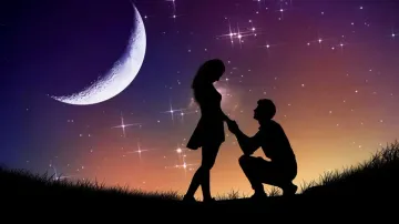 Proposing on one knee