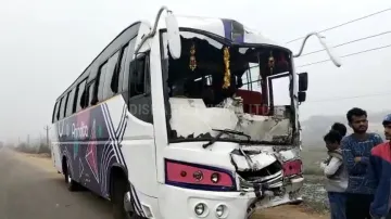 14 Bengal tourists injured after bus en route to Puri hits truck in Bhadrak