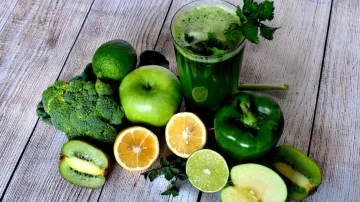 Foods and beverages for good eyesight