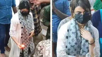 Samantha climbs 600 steps barefoot to Palani Murugan temple