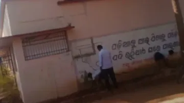 Students engaged as labourers in 5T school in Odisha, parents miffed  