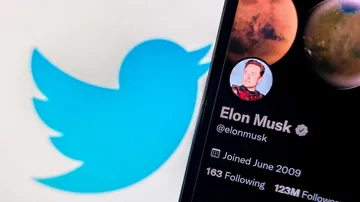 Twitter to pay verified content creators for Ad replies, details here