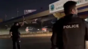 3 killed, 10 wounded as terrorists storm Karachi police headquarters