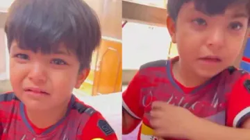 ’Padhai Karunga Buddha Ho Jaunga’, cries young boy while quarrelling with mom; watch
