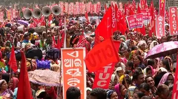 Mid-Day-Meal Cooks Protest At PMG Square