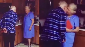 Elderly couple celebrates 64th Valentine’s Day, moment is heart-melting; watch