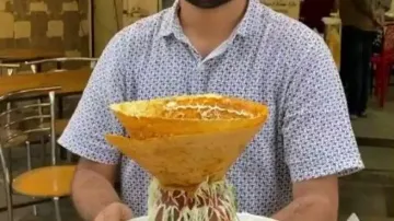 Mumbai’s viral Matka Dosa irks internet, social media users say don’t destroy simple dish – Watch