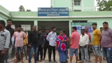 The girl has been admitted to Pattamundai Hospital in a critical condition.