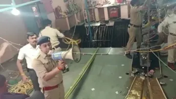 In Indore, the roof of the stepwell of the temple fell like this many people.