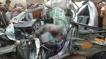 Two women among 4 killed in road accident