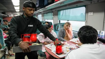 IRCTC Dussehra Offer: Passengers To Get Special Navratri Thali This Festive Season