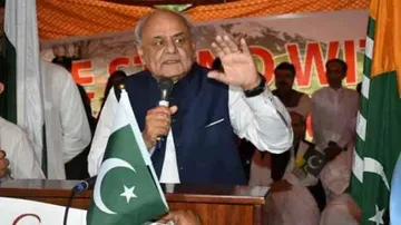 World Believes India Not Pakistan On Kashmir Issue: Pak Minister