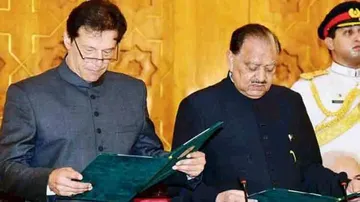 16 ministers from PM Imran Khan's cabinet sworn-in