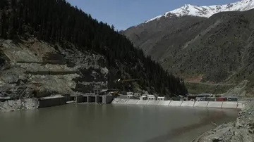 Pakistan not concerned if India diverts water