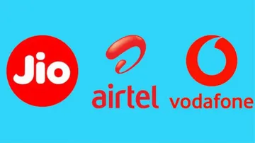 Jio adds, Vodafone loses customers in June: TRAI data