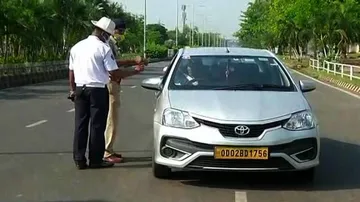 Coronavirus: Restrictions Clamped On Private Vehicles During Lockdown Period In Odisha