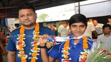 Gold medallist Odia para athlete Jayanti Behera arrives in Odisha