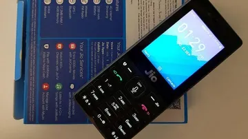JioPhone now available on MobiKwik
