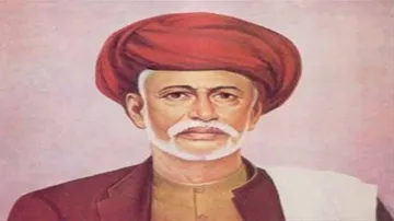 Modi pays tribute to Jyotiba Phule