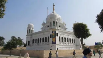 1,303 Indian Sikh Pilgrims Leave For Kartarpur Sahib In Pak