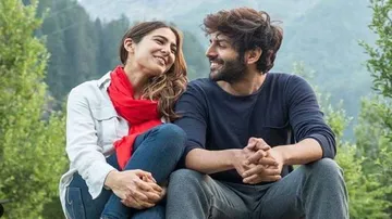 Top 5 Kartik Aaryan & Sara Ali Khan Videos That Prove Their Unique 'Love' Chemistry (Watch)