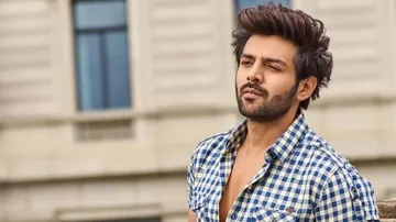 Kartik Aaryan Impressed By Sushant Singh Rajput’s This Shot In Dil Bechara