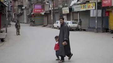 Kashmir remains shut for 12th consecutive day