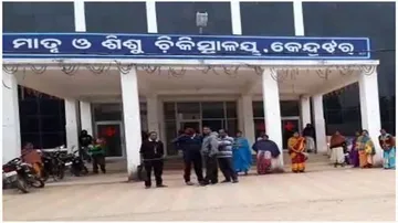Baby dies at Keonjhar DHH, kin allege medical negligence