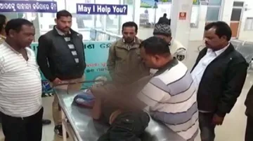 Kid suffers critical injury after iron rod pierces his chest