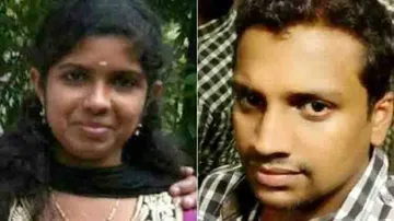 Kerala girl student burnt alive by man