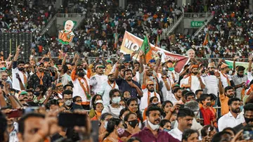 EC Bans Crowded Finale Of Open Campaigning In Kerala Ahead Of April 6 Polls