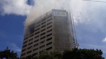 Fire breaks out at central Kolkata building, SBI office gutted