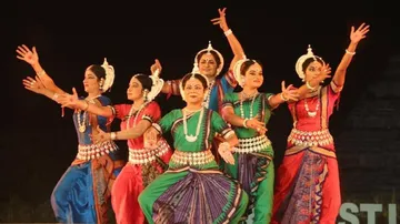 WATCH: Odissi, Kathak Artistes Enthrall Audience On Concluding Day Of Konark Dance Festival