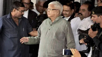 Lalu admitted to Patna hospital
