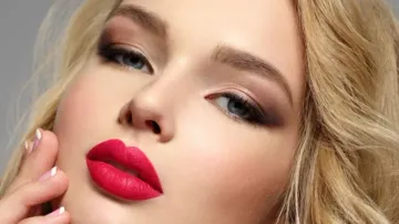 lipstick last longer