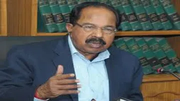 Delhi govt orders criminal cases agst Moily, Mukesh Ambani