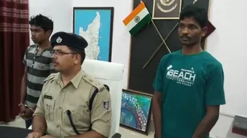 Seven cops suspended after dreaded Maoist escapes from Court