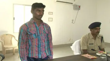 Wanted Maoist surrenders in Malkangiri