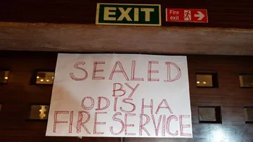 2 halls of New Marrion sealed for lack of fire safety measures