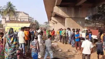 Odisha: Wrong-Way Van Mows Down 2 Minor Girls In Dhenkanal, Another Critical