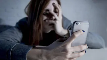 About 5K Indians Stalking Their Partners Via Mobile Spyware