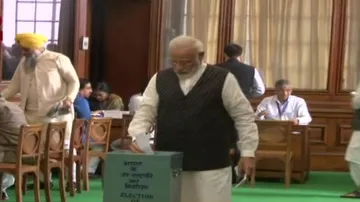 Voting to elect 14th Vice President begins; PM casts vote